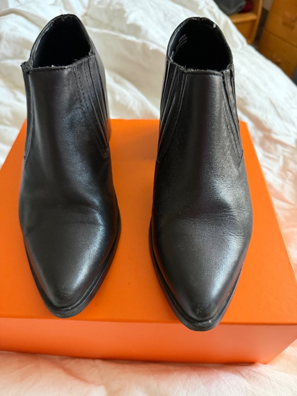 Steve Madden Black Leather Pointed Toe Ankle Booties
